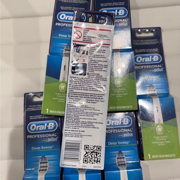 Oral-B Professional Deep Sweep Toothbrush Head Lot of 7 - Picture 2 of 2